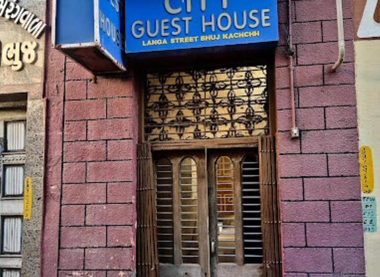 ホテル City Guest House Bhuj