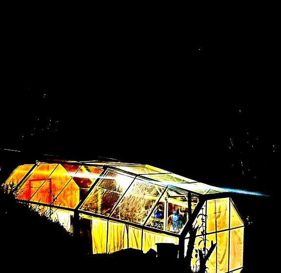 هتل کپسول Salkantay Star Capsule