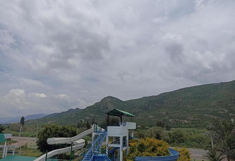 فندق Don Pedrillo