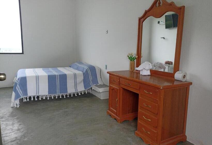 فندق Don Pedrillo