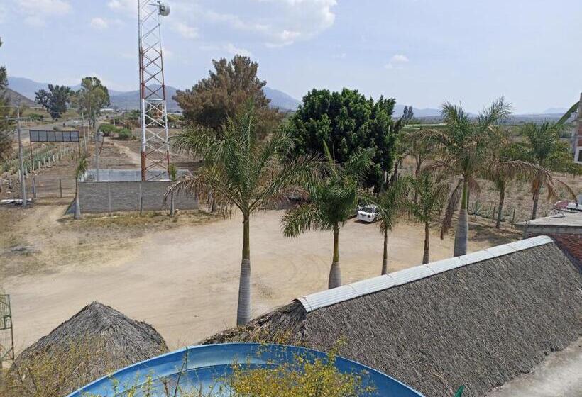 فندق Don Pedrillo