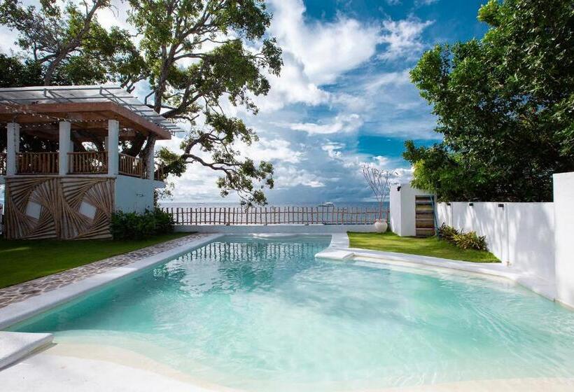 هتل E Fun Dive Resort