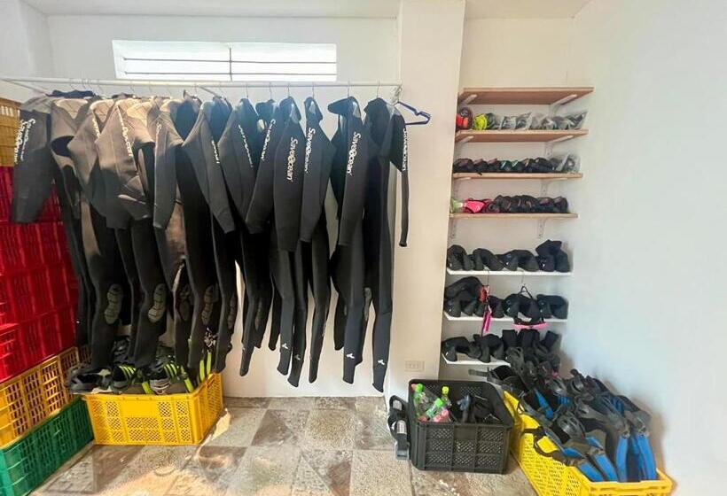 هتل E Fun Dive Resort