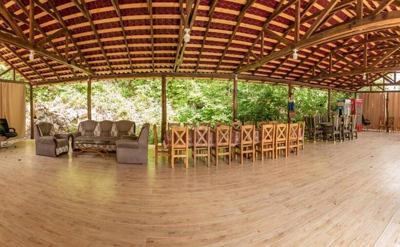 ホテル Enoqavanrezort