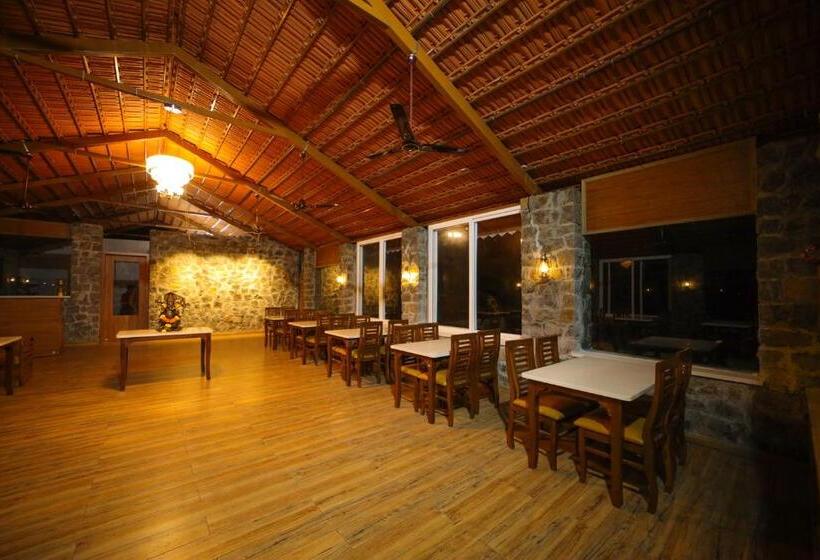 فندق Eshi Resorts And Restaurant   Bhimashankars Jungle Luxury Resort