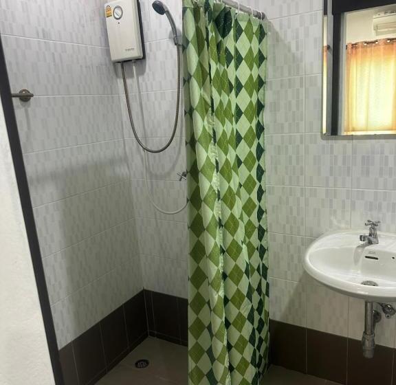 فندق Euphoria Patong