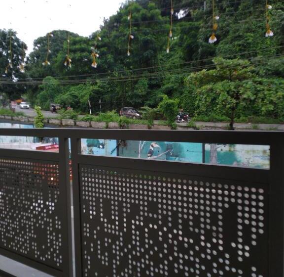 ホテル Gateway Residency