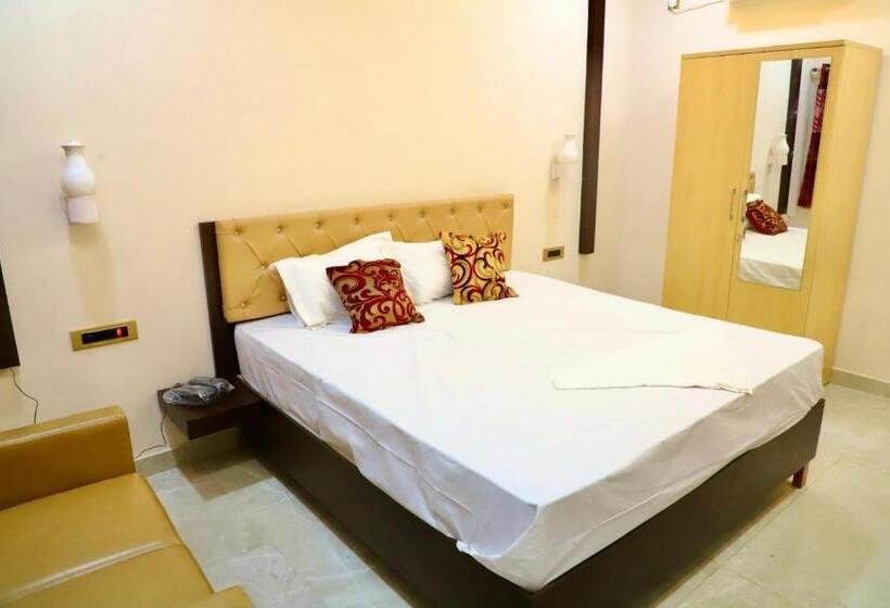 호텔 Gokulam Grand