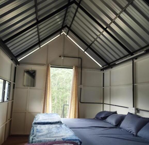 Отель Hazy Mount Vattavada