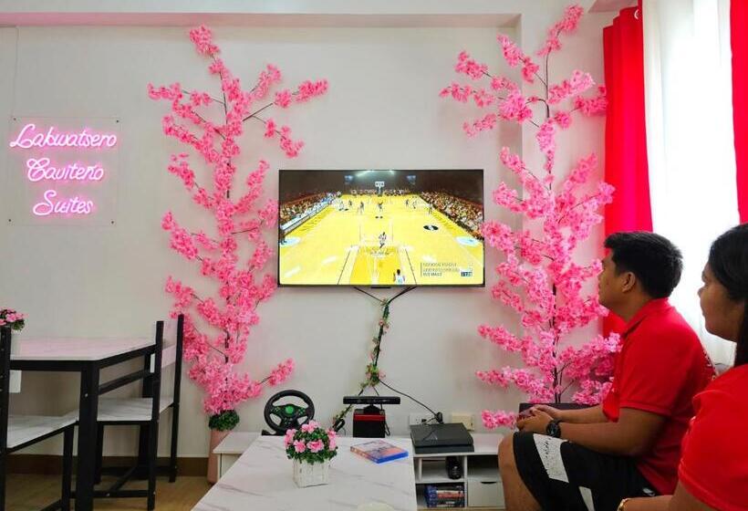 בית מלון כפרי Lakwatsero Caviteño Suites