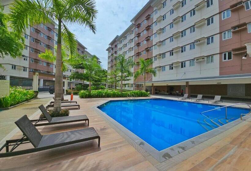 בית מלון כפרי Lakwatsero Caviteño Suites