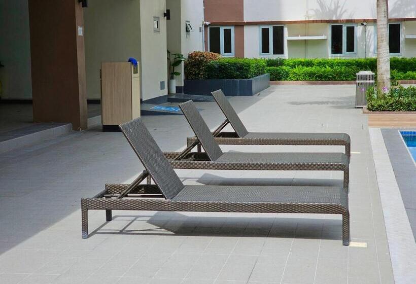 בית מלון כפרי Lakwatsero Caviteño Suites