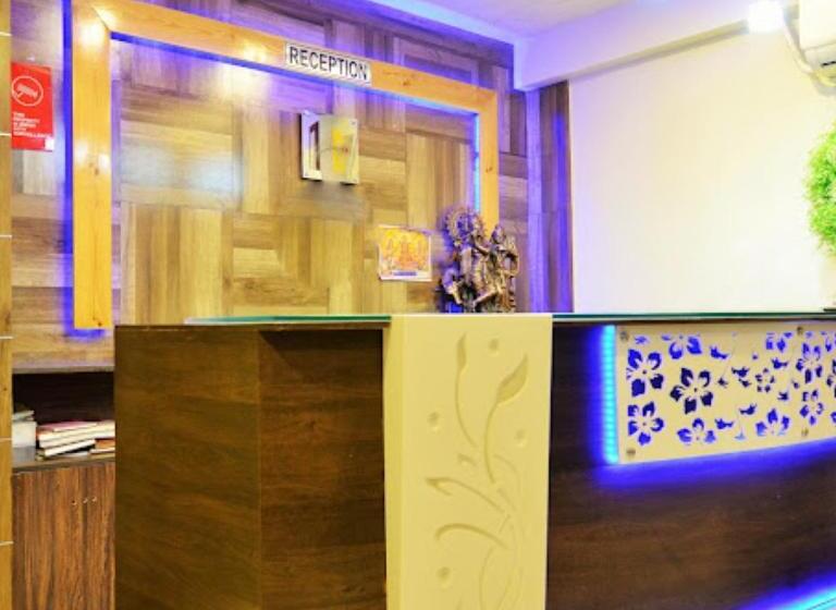 בית מלון כפרי Madhav Ahmedabad