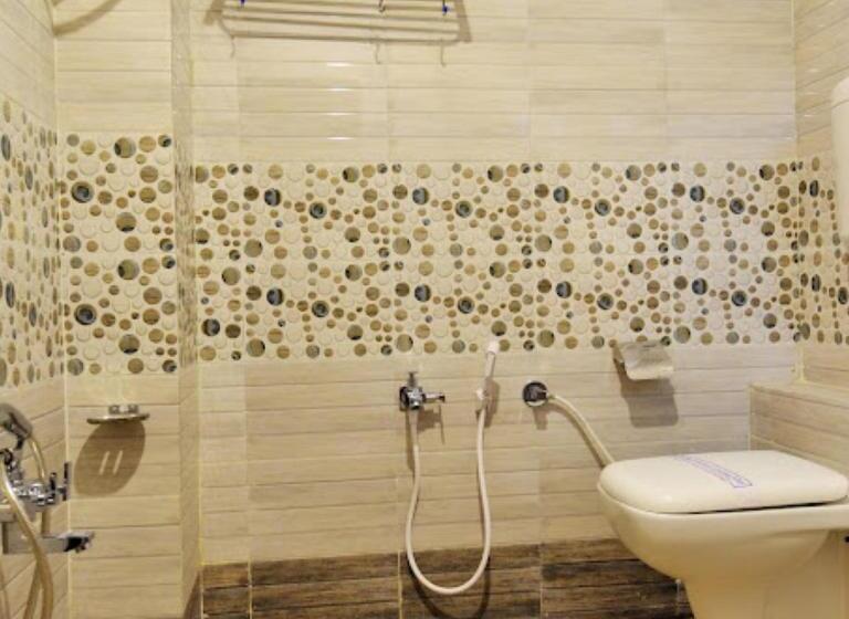 בית מלון כפרי Madhav Ahmedabad