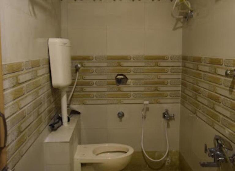 בית מלון כפרי Madhav Ahmedabad