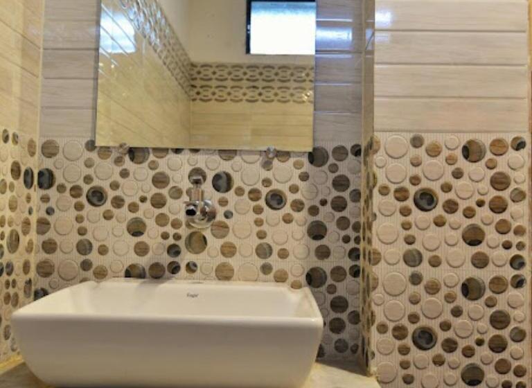 בית מלון כפרי Madhav Ahmedabad