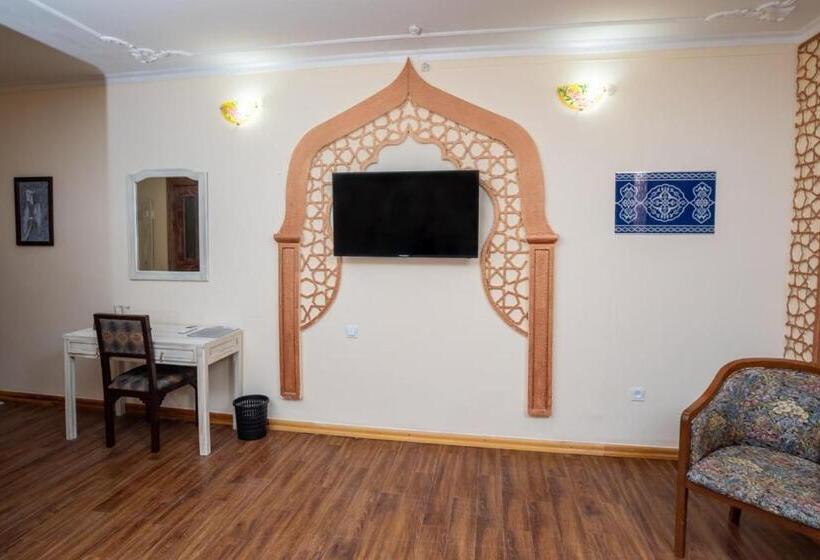 בית מלון כפרי Malika Khorezm