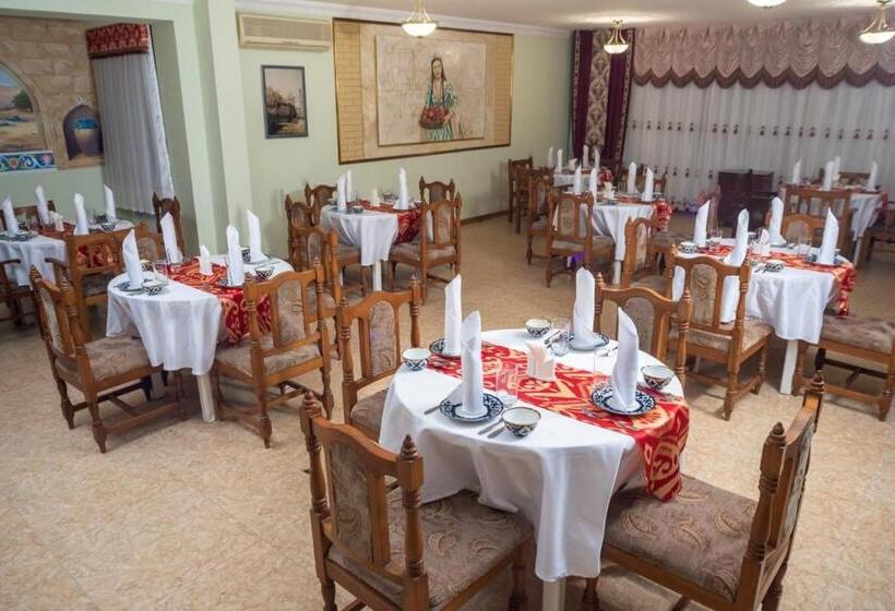 בית מלון כפרי Malika Khorezm