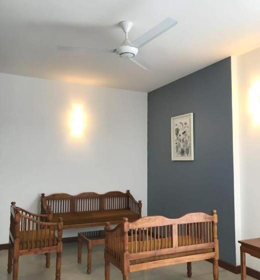 Отель Manthila Resort Rajarata