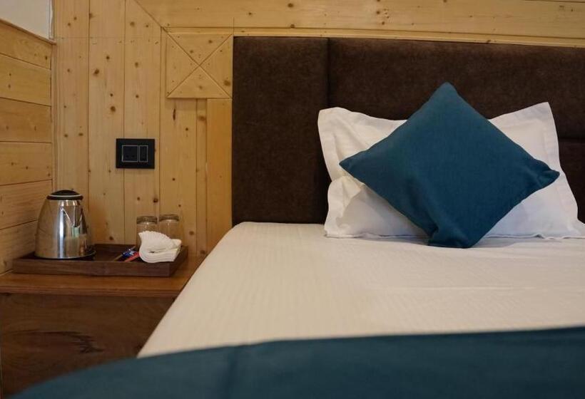 فندق Maulyar Forest Resort