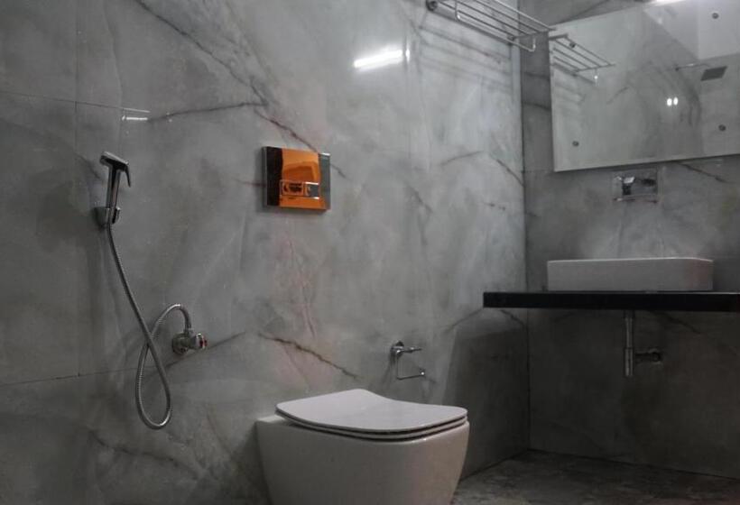 فندق Maulyar Forest Resort