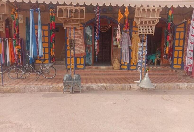 ホテル Palace Ajnanee Alkadi