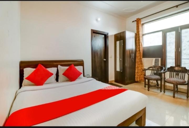 هتل Paradise Residency