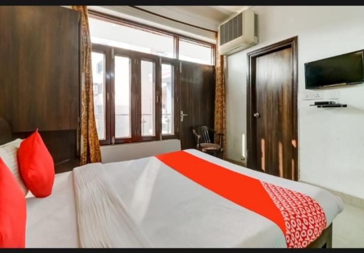 هتل Paradise Residency