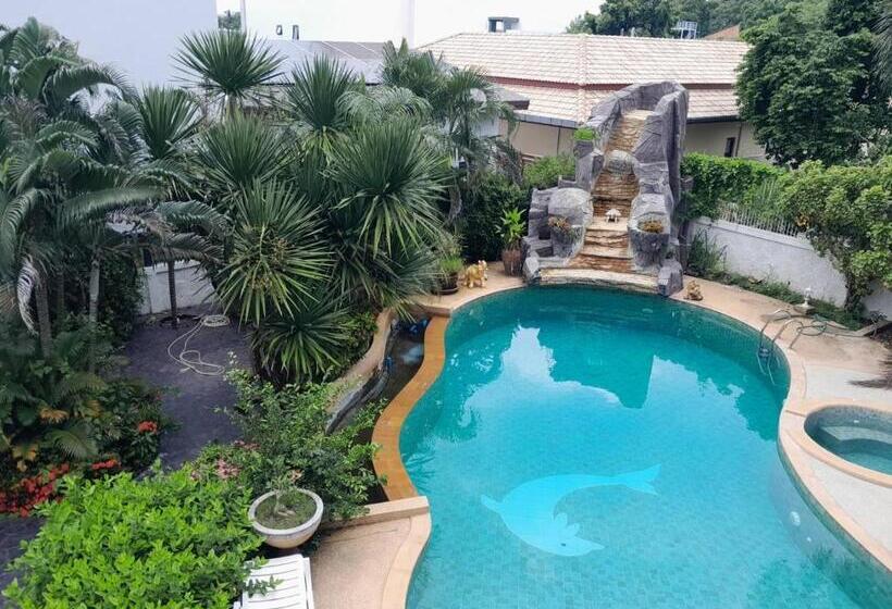 בית מלון כפרי Poo Villa Rawai