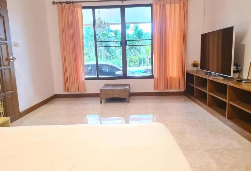 فندق Poo Villa Rawai