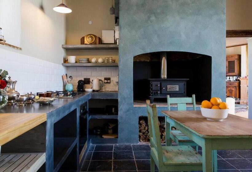 בית מלון כפרי Seal Point Lighthouse