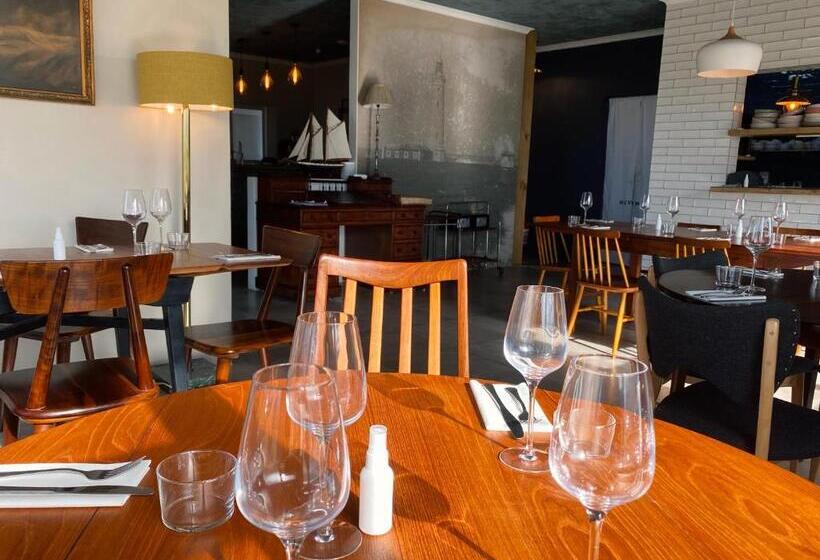 בית מלון כפרי Seal Point Lighthouse