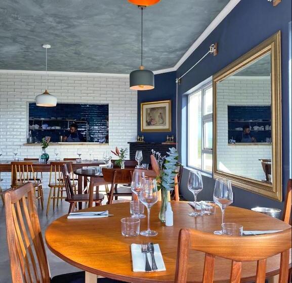 בית מלון כפרי Seal Point Lighthouse