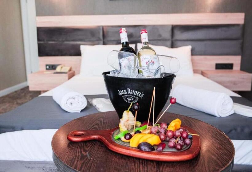 호텔 Siwiss İnn Experess