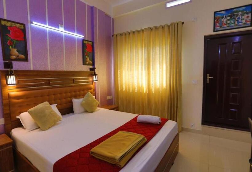 בית מלון כפרי Svarga Resort