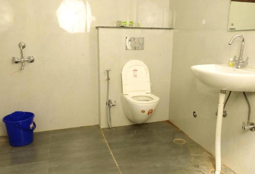 فندق Swastik Ashram