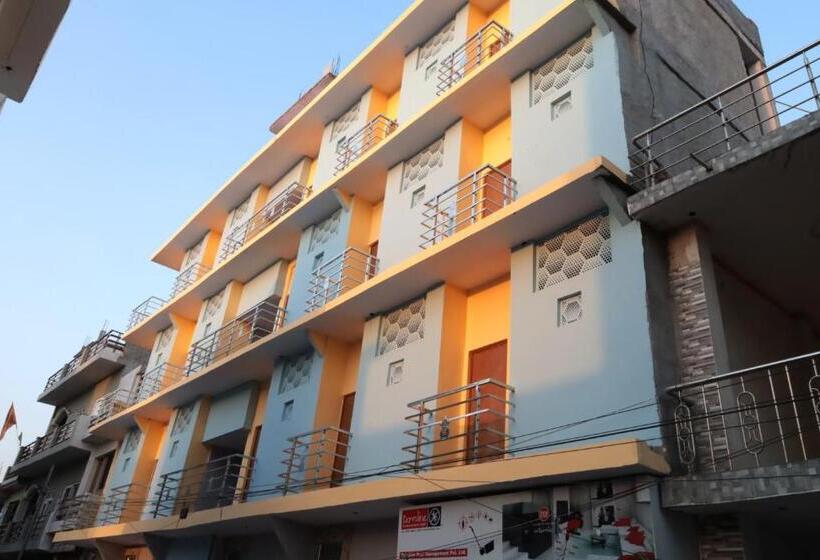 فندق Swastik Ashram