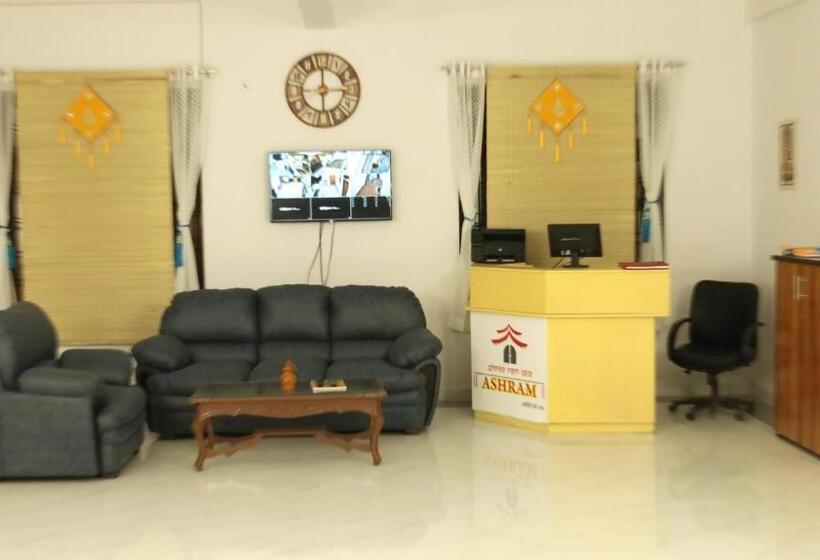 فندق Swastik Ashram