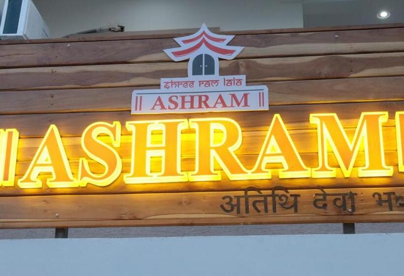 فندق Swastik Ashram