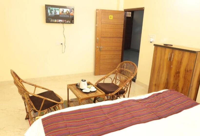 فندق Swastik Ashram