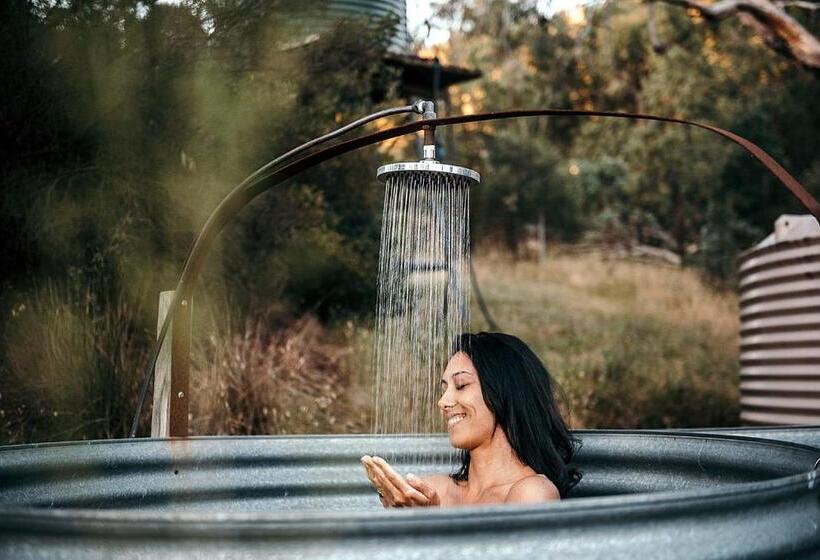 فندق Tathra Cottage