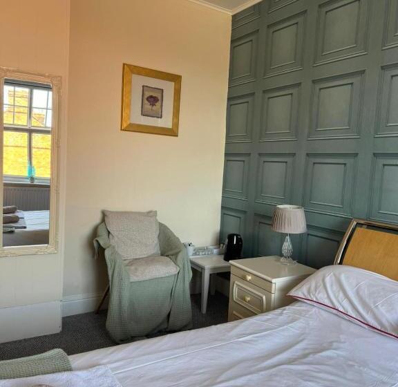 Отель The Beamish Mary Inn