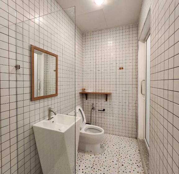 فندق The Duck Cafe And Resort