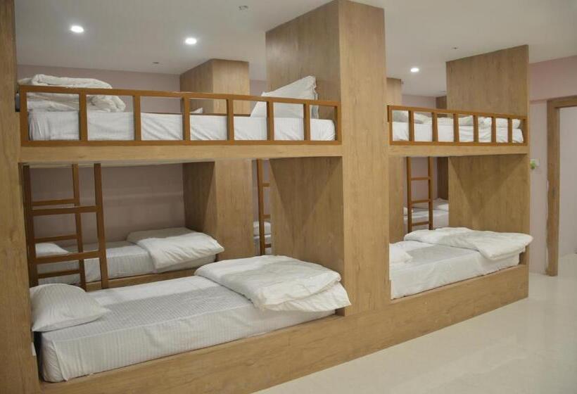 ホテル The Rividium