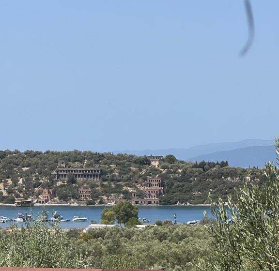 ホテル Vrasna Houses