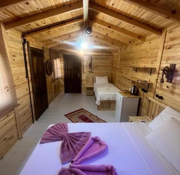 ホテル Vrasna Houses