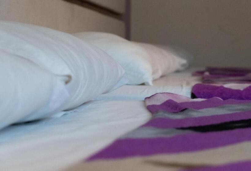 Infinity Suites Habitación Triple 203