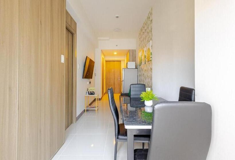 J5 Bayview Elegant Retreat With Stunning Views Free Wifi