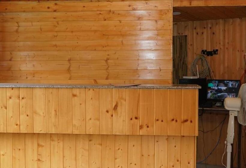 Peaks Streams Hotel & Restaurant