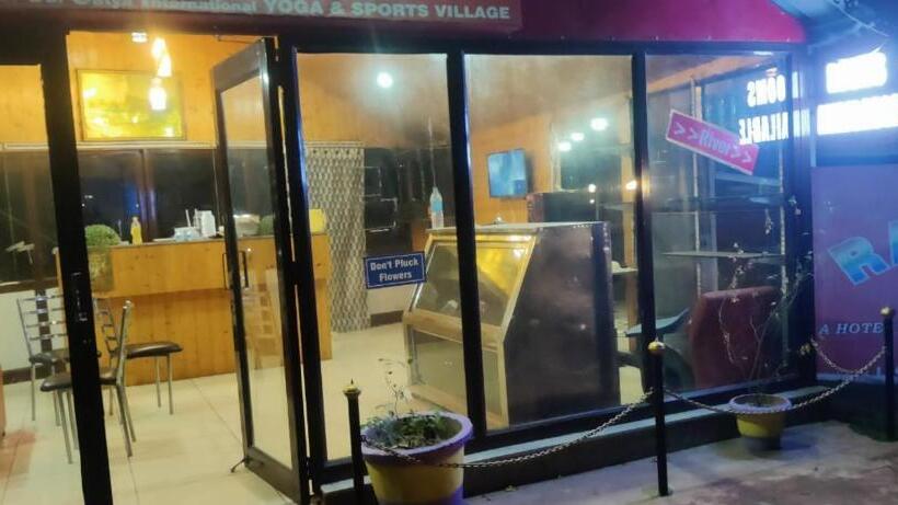 Peaks Streams Hotel & Restaurant